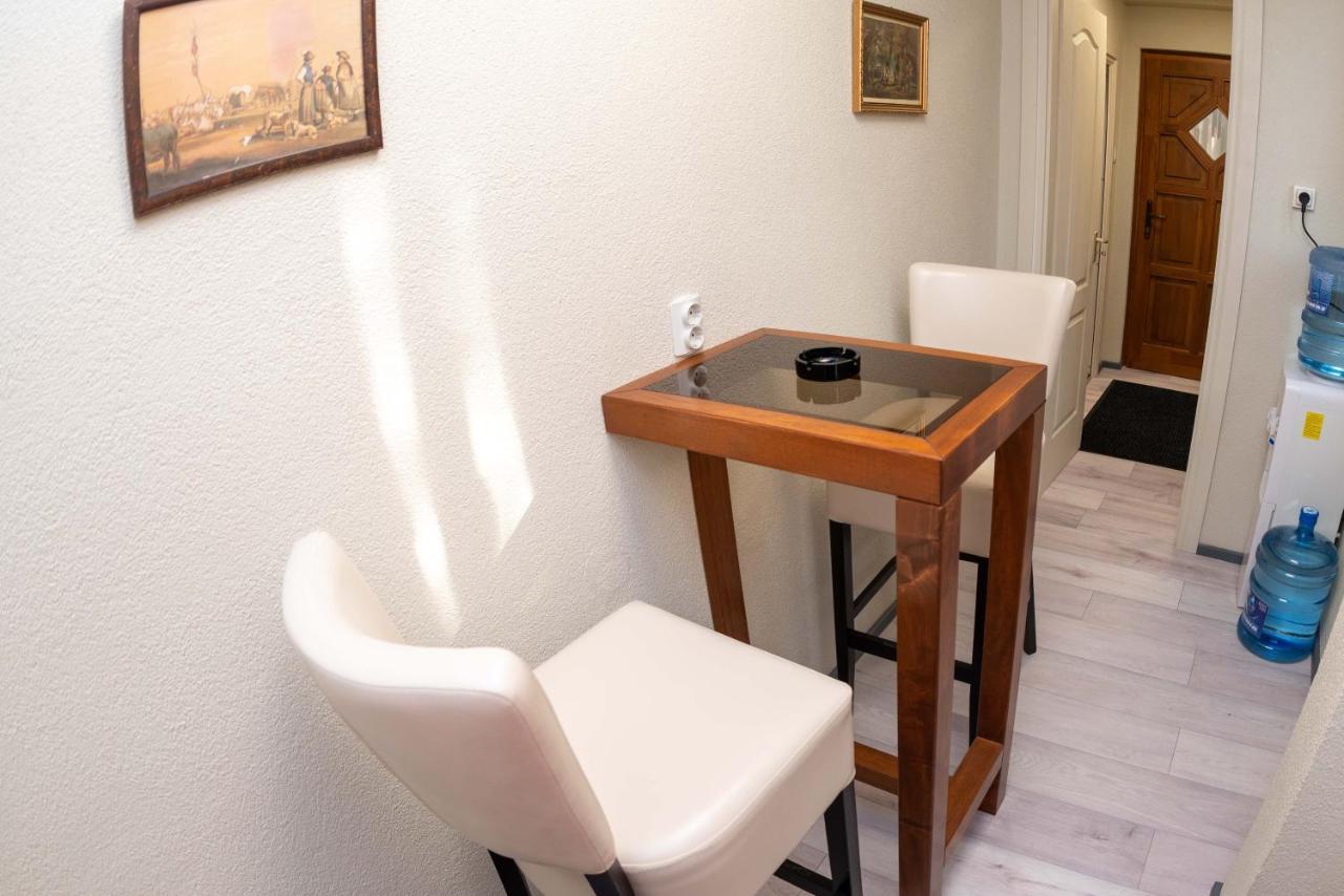E 14 Aparthotel Berekfürdő Εξωτερικό φωτογραφία